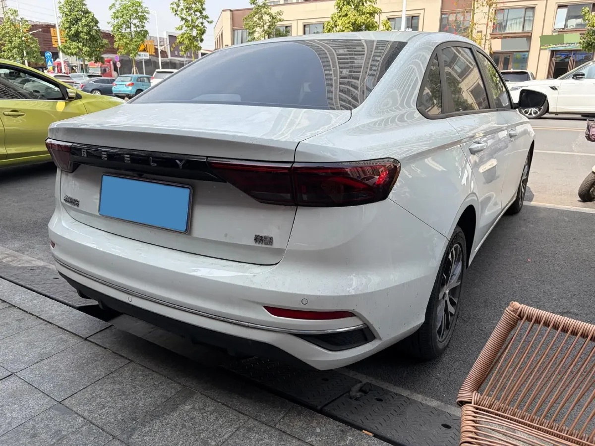 2022 Geely Emgrand 1.5L 114HP L4 CVT,autocango,china used car exporter,china ev exporter,chinese used car exporter,chinese used ev exporter