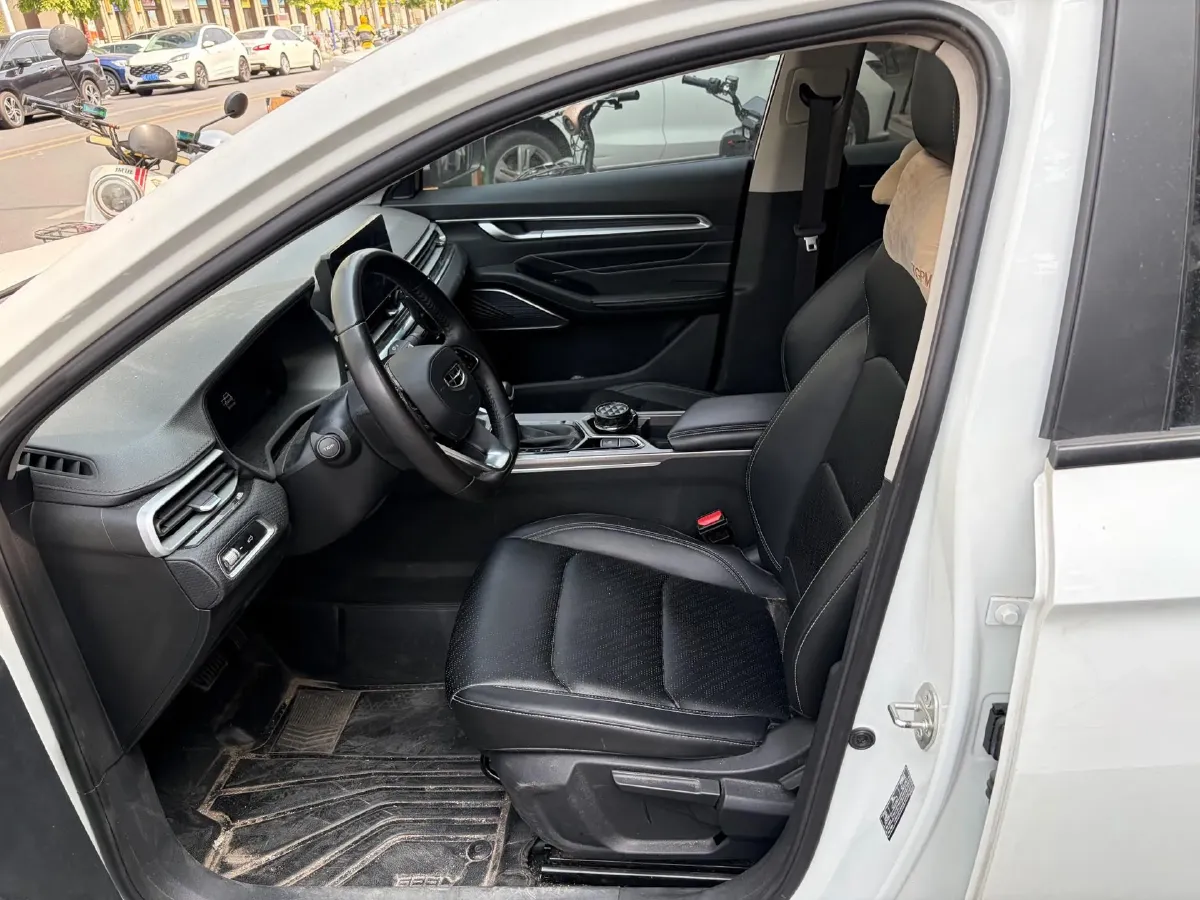 2022 Geely Emgrand 1.5L 114HP L4 CVT,autocango,china used car exporter,china ev exporter,chinese used car exporter,chinese used ev exporter