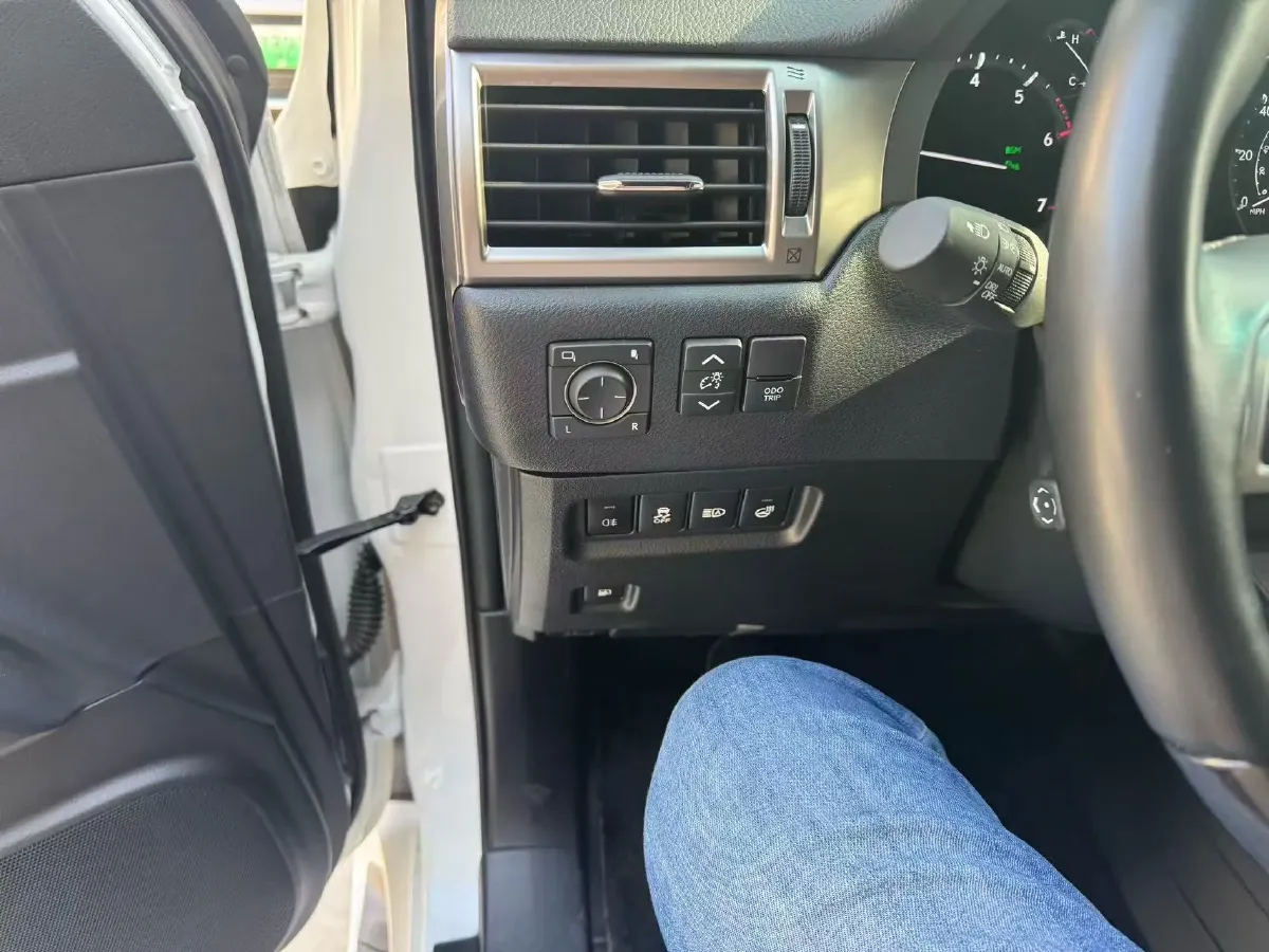 2020 Lexus LC 5.0L 477HP V8 10AT 2WD ICE,autocango,china used car exporter,china ev exporter,chinese used car exporter,chinese used ev exporter