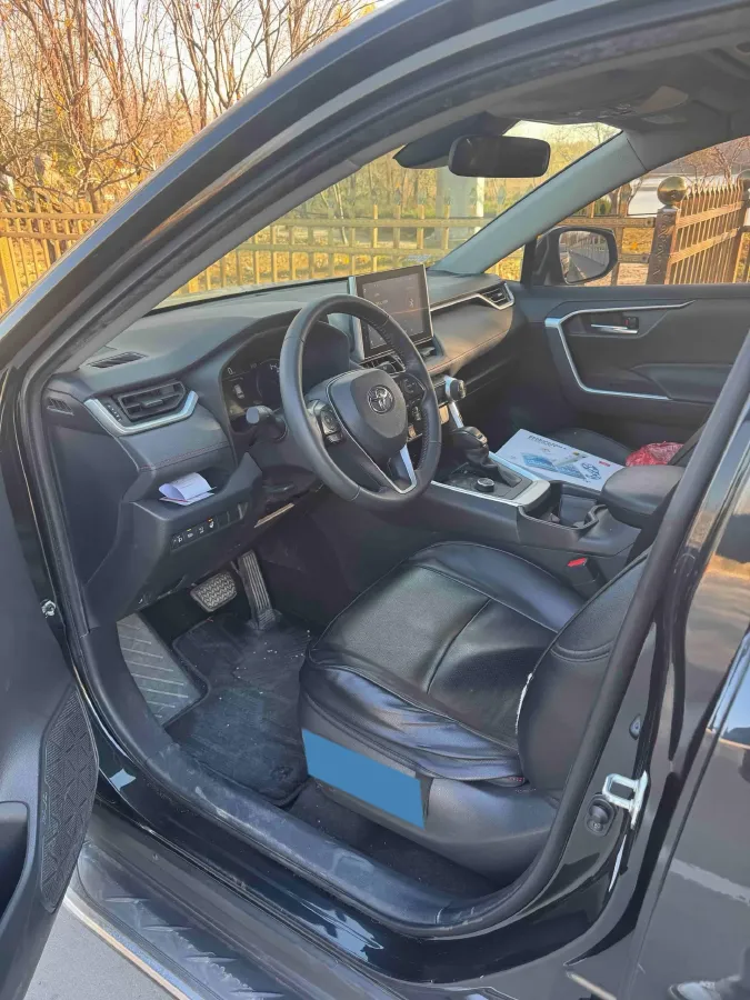 2021 Toyota RAV4 Hybird E+ 2.5L 180HP L4 E-CVT PHEV 15.984KWH,autocango,china used car exporter,china ev exporter,chinese used car exporter,chinese used ev exporter