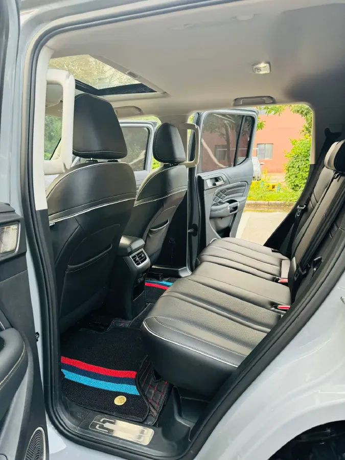 2021 Tank 300 2.0T 227HP L4 8AT,autocango,china used car exporter,china ev exporter,chinese used car exporter,chinese used ev exporter