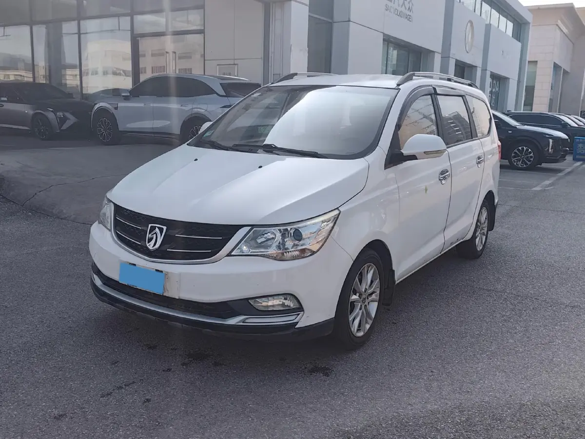 2016 BaoJun 560 1.5T 150HP L4 6MT