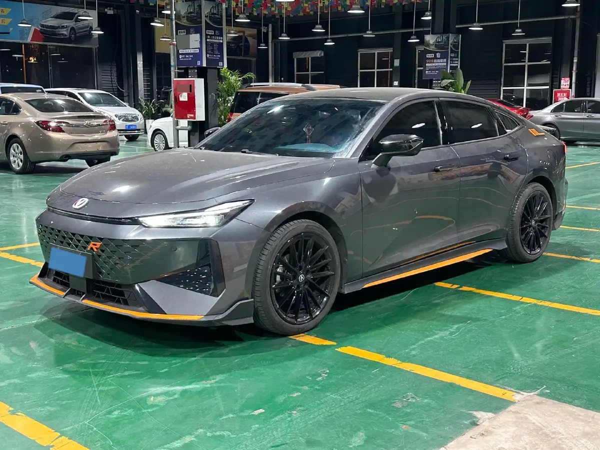 2024 ChangAn UNI-V 1.5T 188HP L4 7DCT