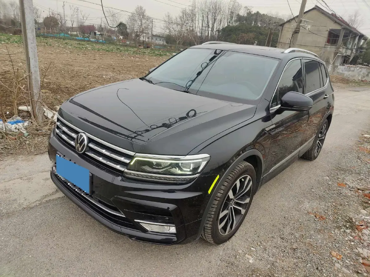 2021 Volkswagen Tiguan L 2.0T 186HP L4 7DCT
