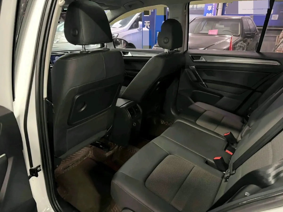 2018 Volkswagen Golf Sportsvan 1.4T 131HP L4 7DCT,autocango,china used car exporter,china ev exporter,chinese used car exporter,chinese used ev exporter