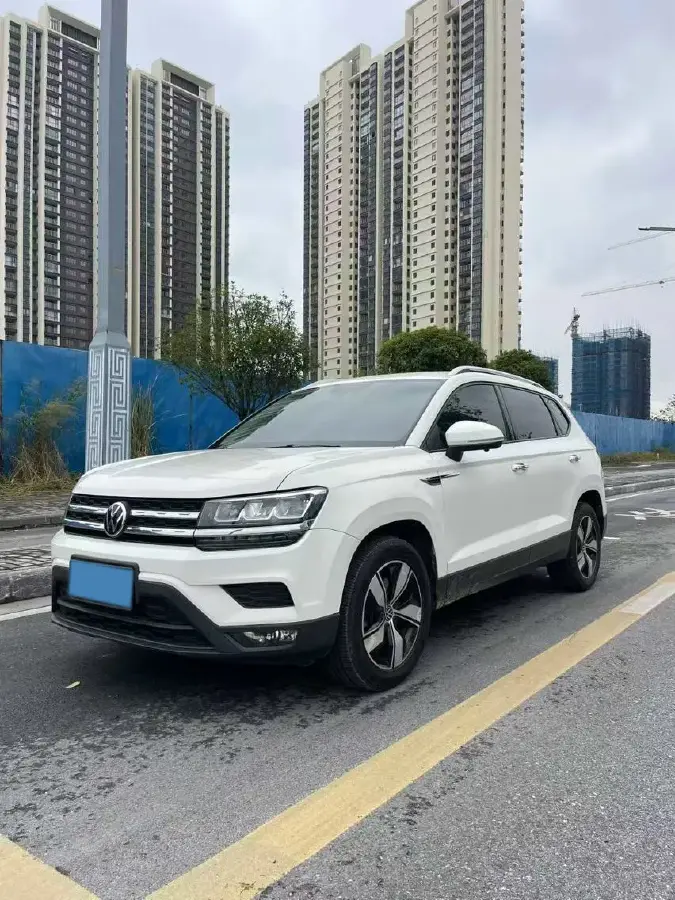 2021 Volkswagen Tharu 1.4T 150HP L4 7DCT