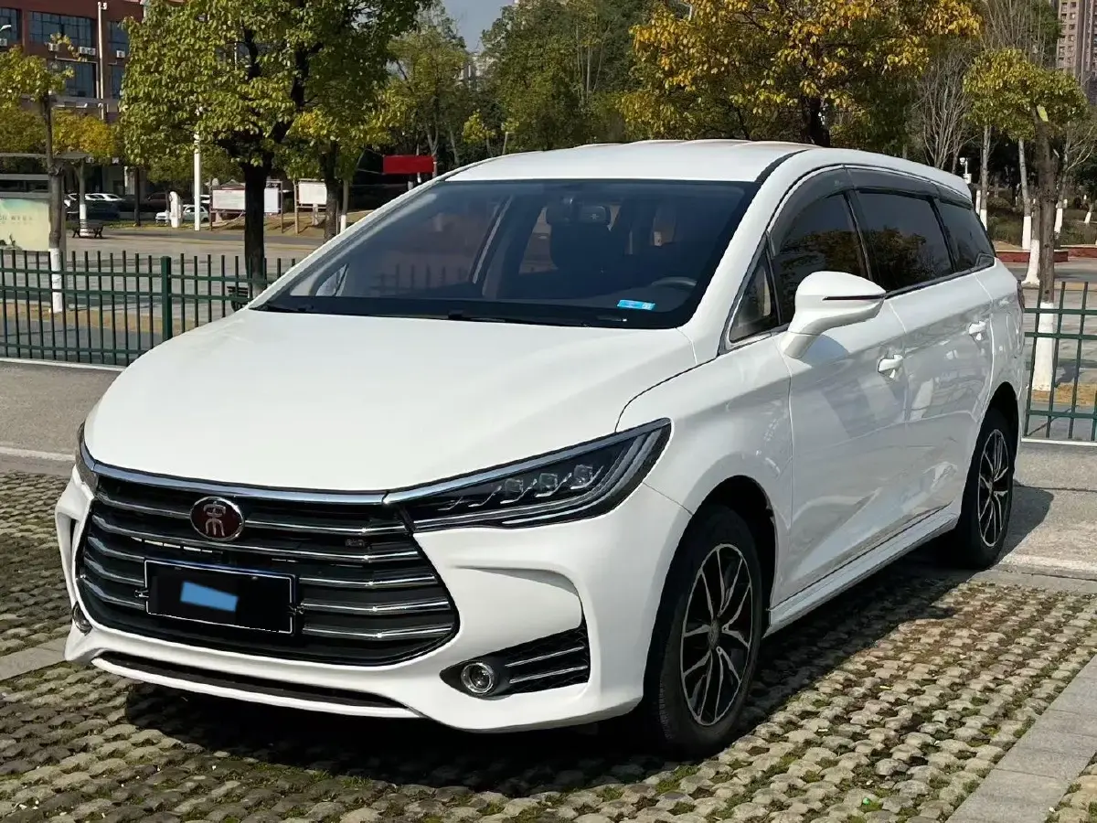 2018 BYD Song MAX 1.5T 154HP L4 6MT