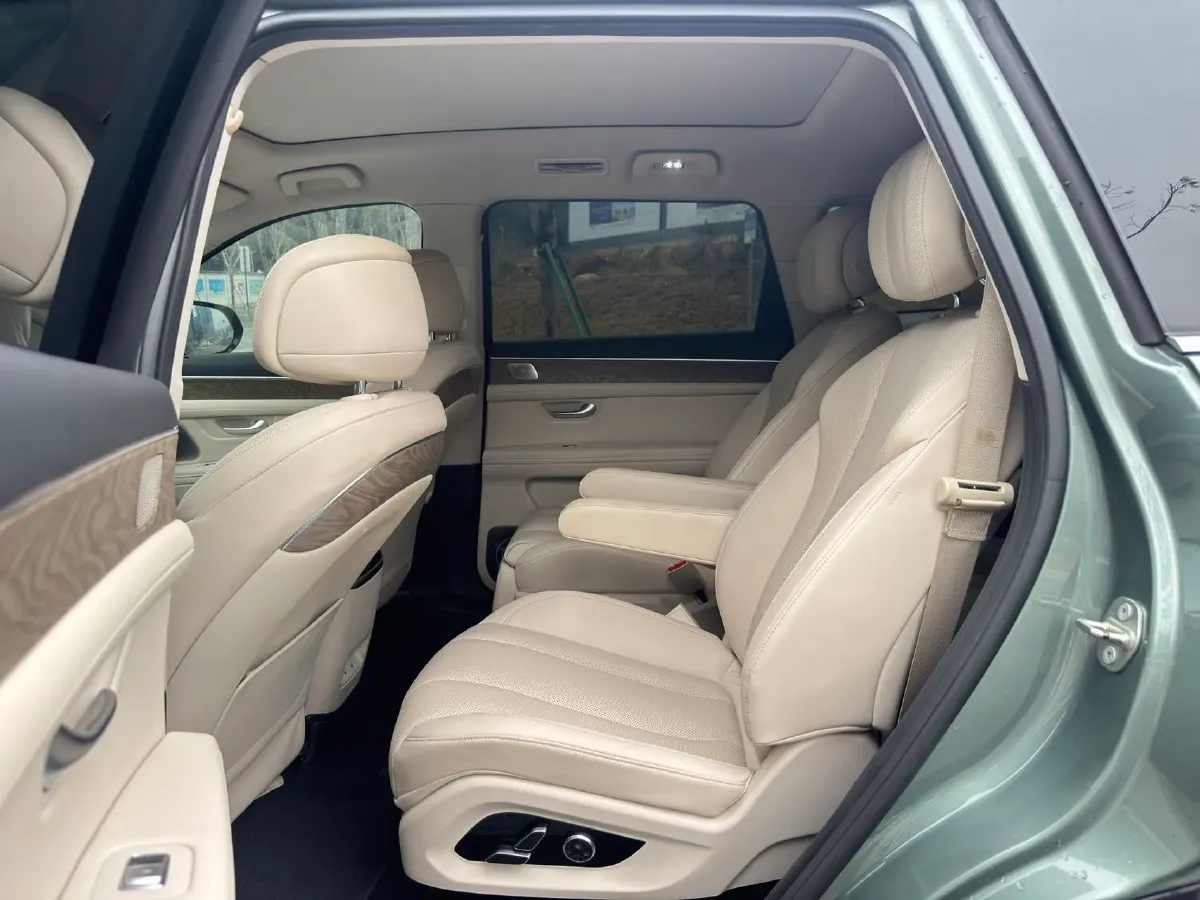 2022 Infiniti Q50L 2.0T 211HP L4 7AT,autocango,china used car exporter,china ev exporter,chinese used car exporter,chinese used ev exporter