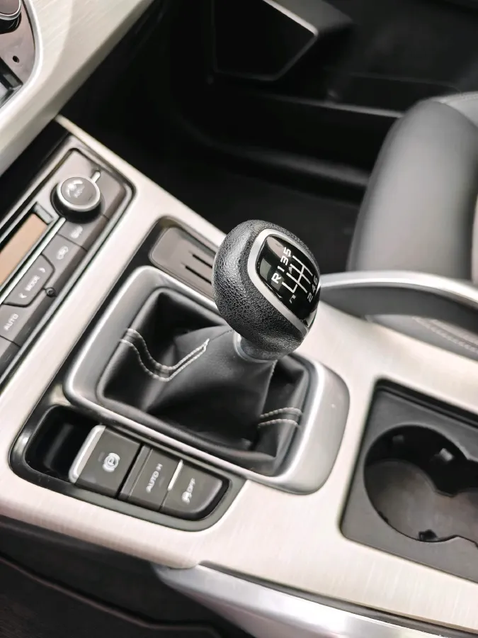 2018 Leopaard CT7 1.9T 150HP L4 6MT,autocango,china used car exporter,china ev exporter,chinese used car exporter,chinese used ev exporter