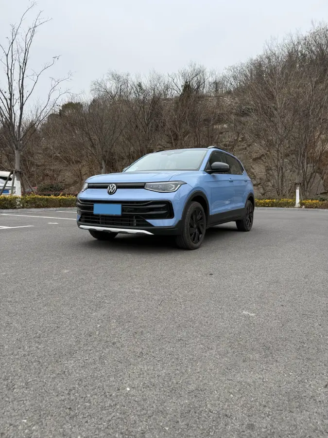 2025 Volkswagen Tharu 1.5T 160HP L4 7DCT