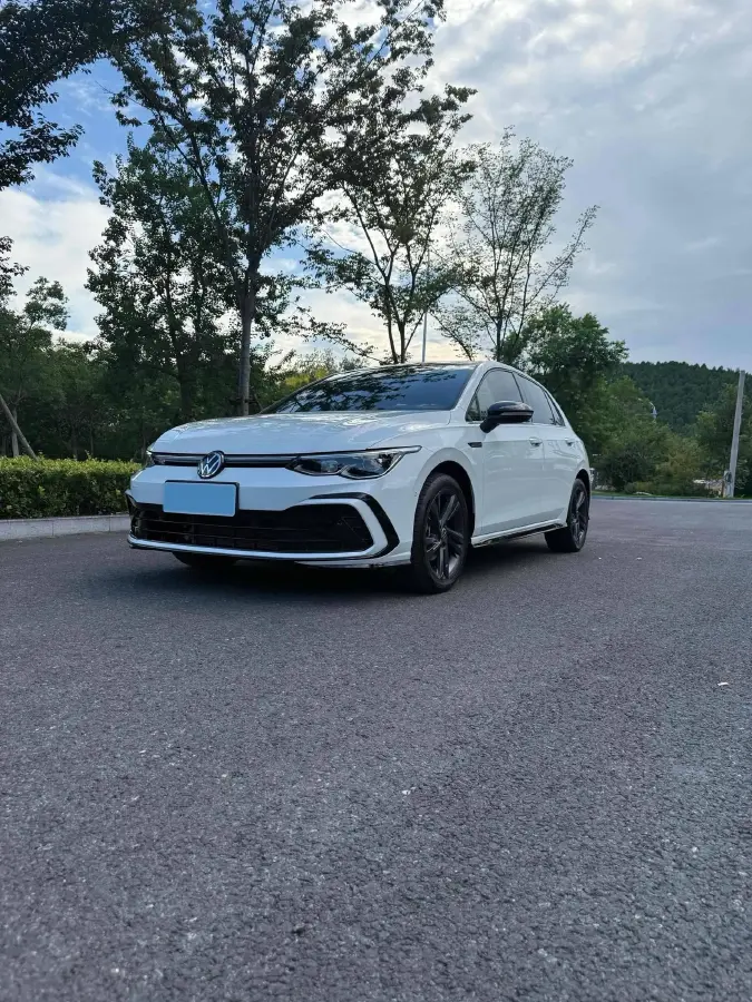 2021 Volkswagen Golf 1.4T 150HP L4 7DCT