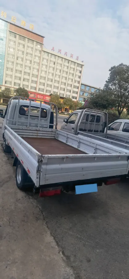 2017 DongFeng Forthing Joyear X5 1.6L 122HP L4 5MT,autocango,china used car exporter,china ev exporter,chinese used car exporter,chinese used ev exporter