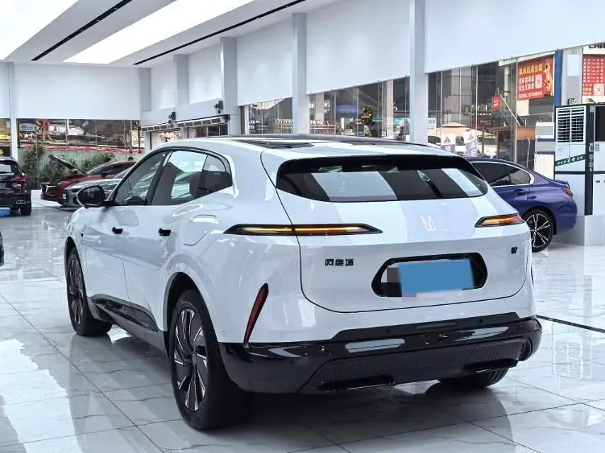 2024 Avatr 07 BEV 82.16KWH,autocango,china used car exporter,china ev exporter,chinese used car exporter,chinese used ev exporter