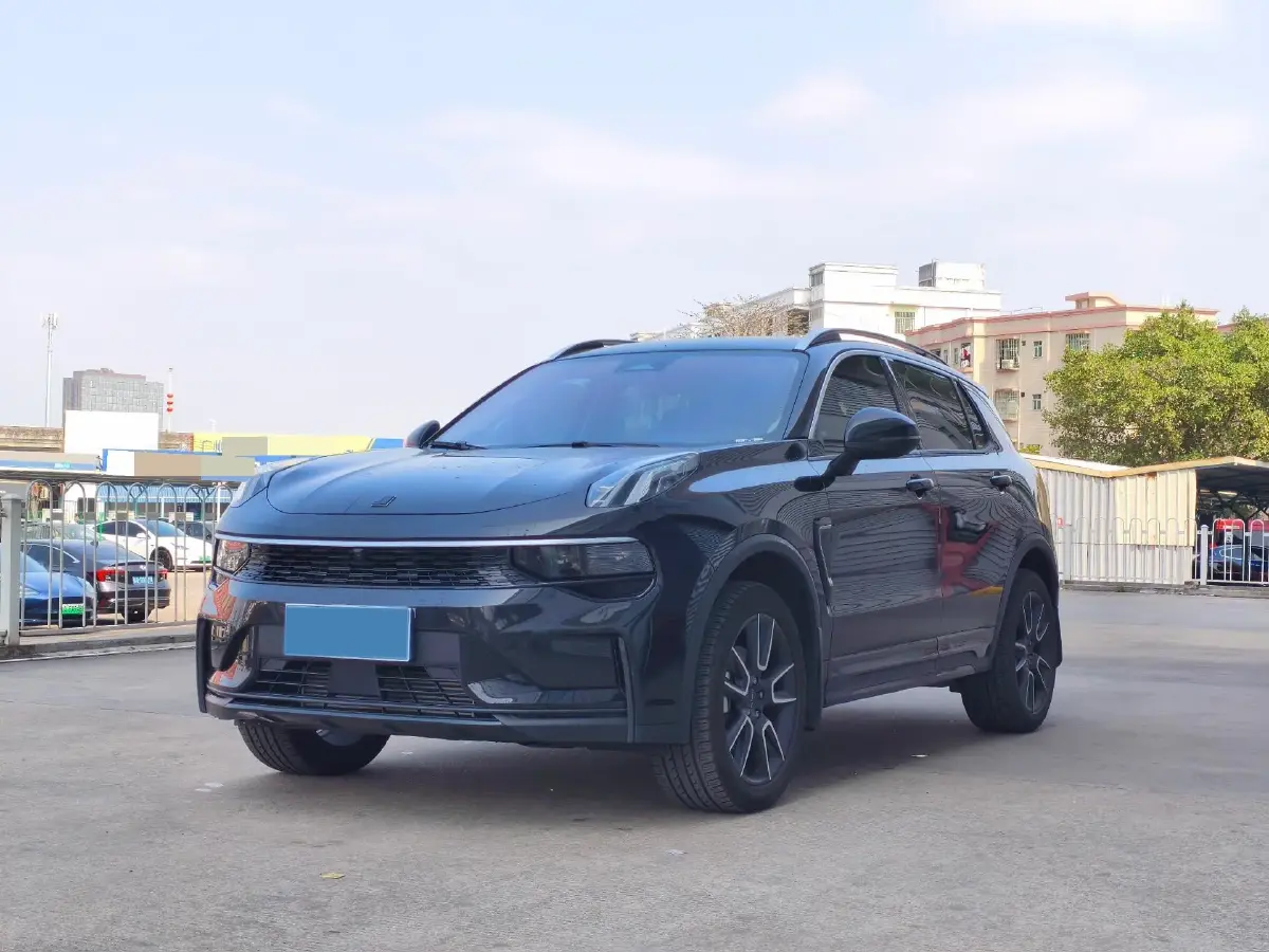 2024 LYNK&CO 01 2.0T 254HP L4 8AT