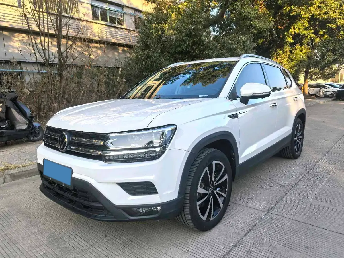 2021 Volkswagen Tharu 1.4T 150HP L4 7DCT