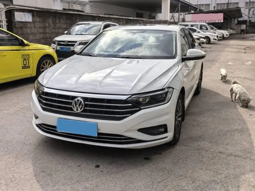 2020 Volkswagen Sagitar 1.4T 150HP L4 7DCT