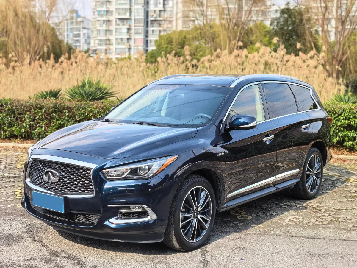 2016 Jaguar XF 2.0T 240HP L4 8AT