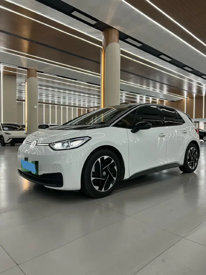 2025 Volkswagen ID.3 BEV 52.8KWH