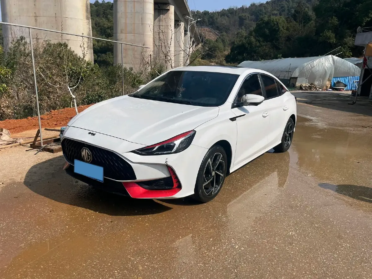 2022 MG 5 1.5T 173HP L4 7DCT