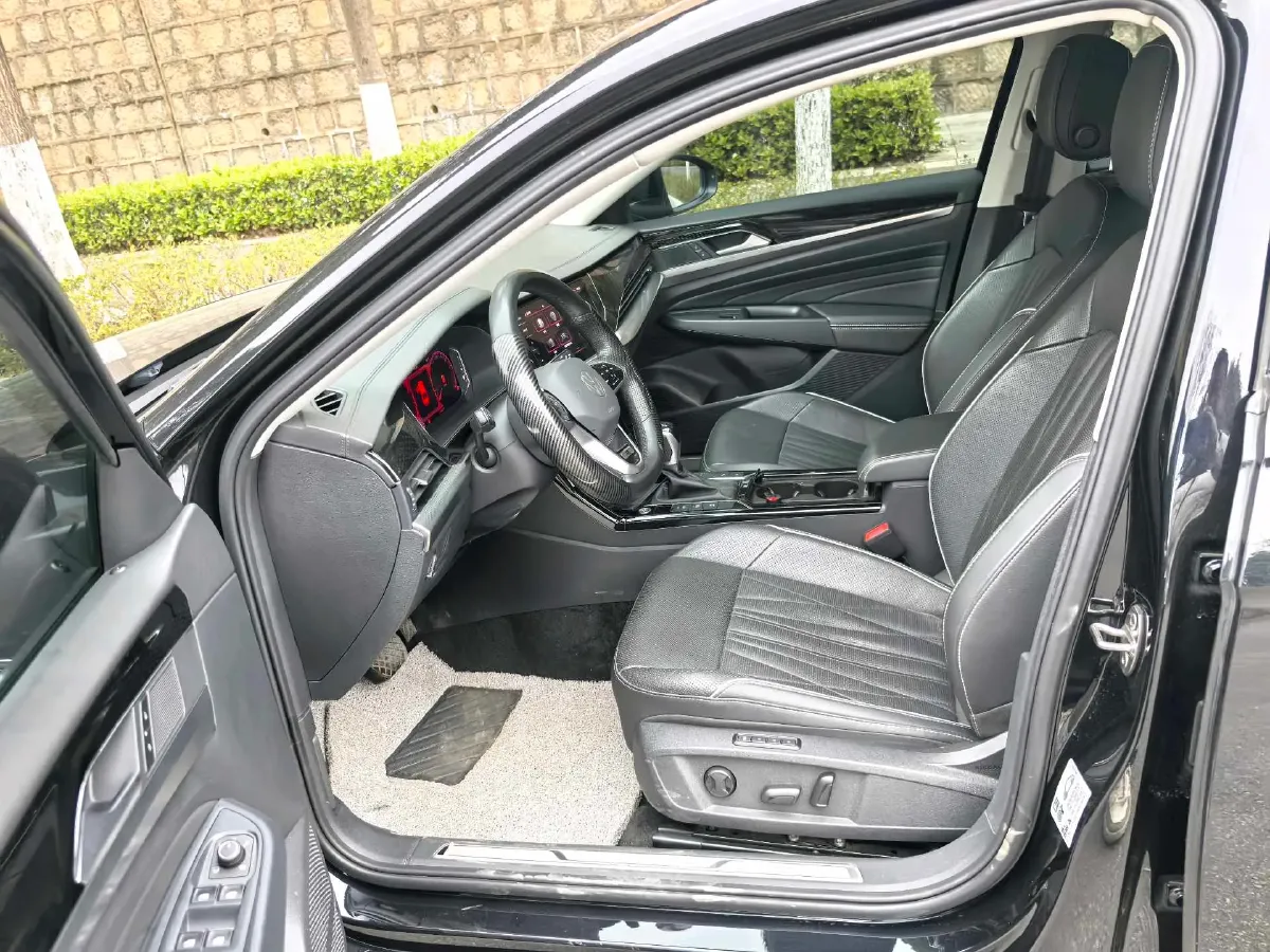 2022 Xpeng P7 BEV 60.2KWH,autocango,china used car exporter,china ev exporter,chinese used car exporter,chinese used ev exporter