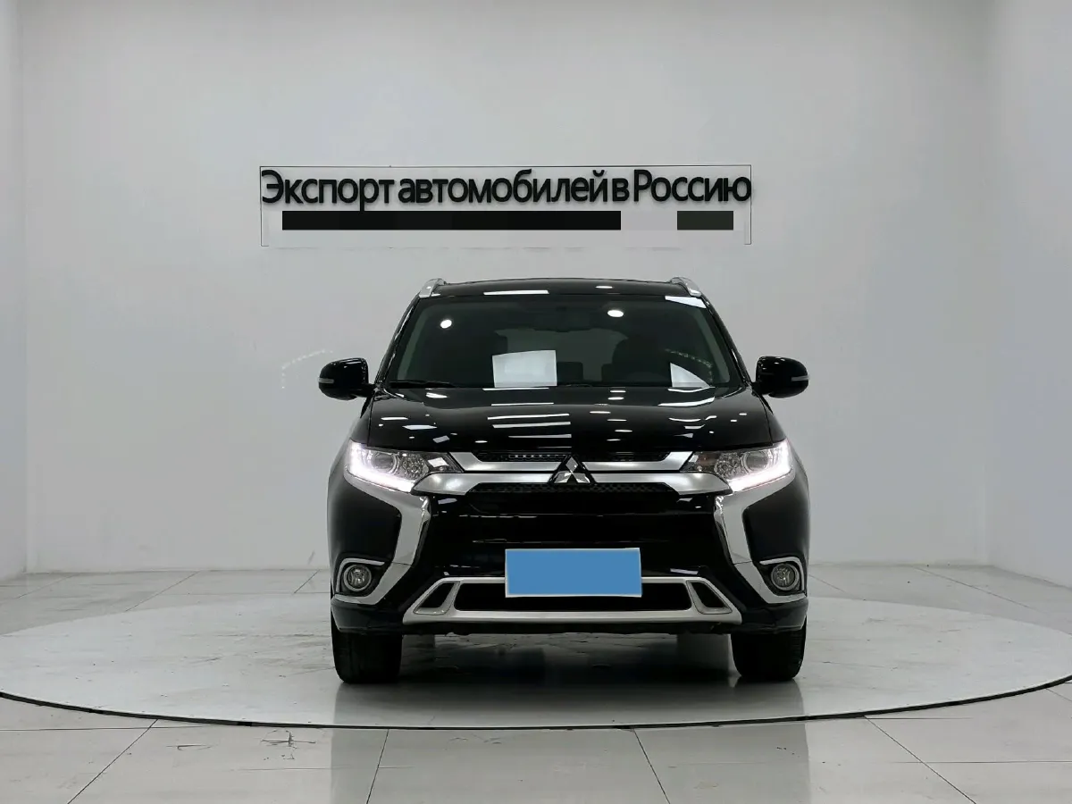 2021 Mitsubishi Outlander 2.0L 166HP L4 CVT,autocango,china used car exporter,china ev exporter,chinese used car exporter,chinese used ev exporter
