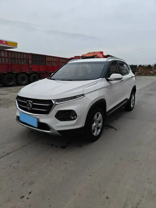 2017 BaoJun 310W 1.5L 105HP L4 6MT