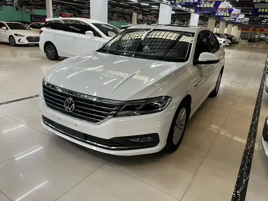 2021 Volkswagen Sagitar 1.4T 150HP L4 7DCT