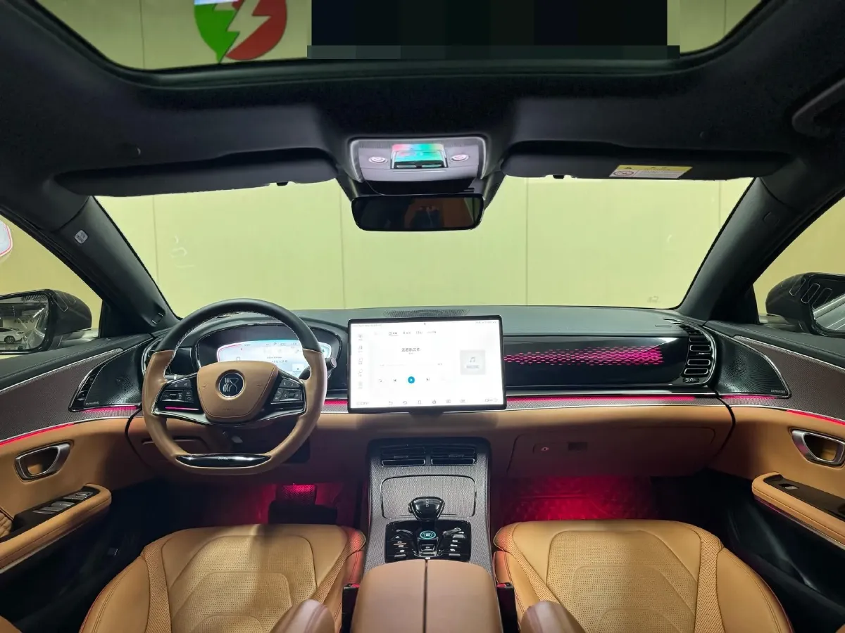 2022 Infiniti Q50L 2.0T 211HP L4 7AT,autocango,china used car exporter,china ev exporter,chinese used car exporter,chinese used ev exporter