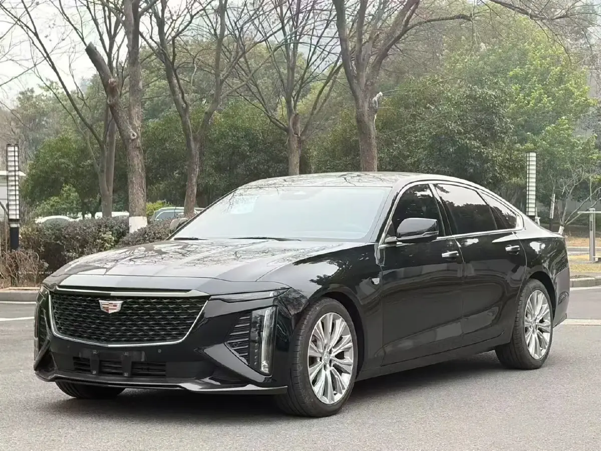 2023 Cadillac CT6 2.0T 237HP L4 10AT