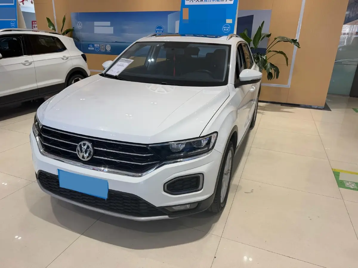 2020 Volkswagen T-Roc 1.4T 150HP L4 7DCT