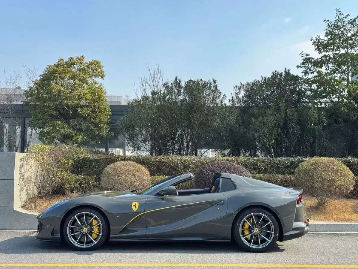 2020 Ferrari 812 6.5L 800HP V12 7DCT,autocango,china used car exporter,china ev exporter,chinese used car exporter,chinese used ev exporter