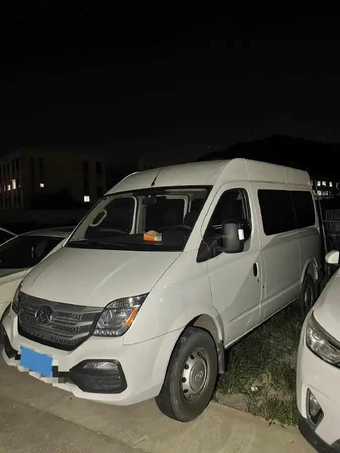 2019 MAXUS XinTu V80 2.5T 136HP L4 6MT