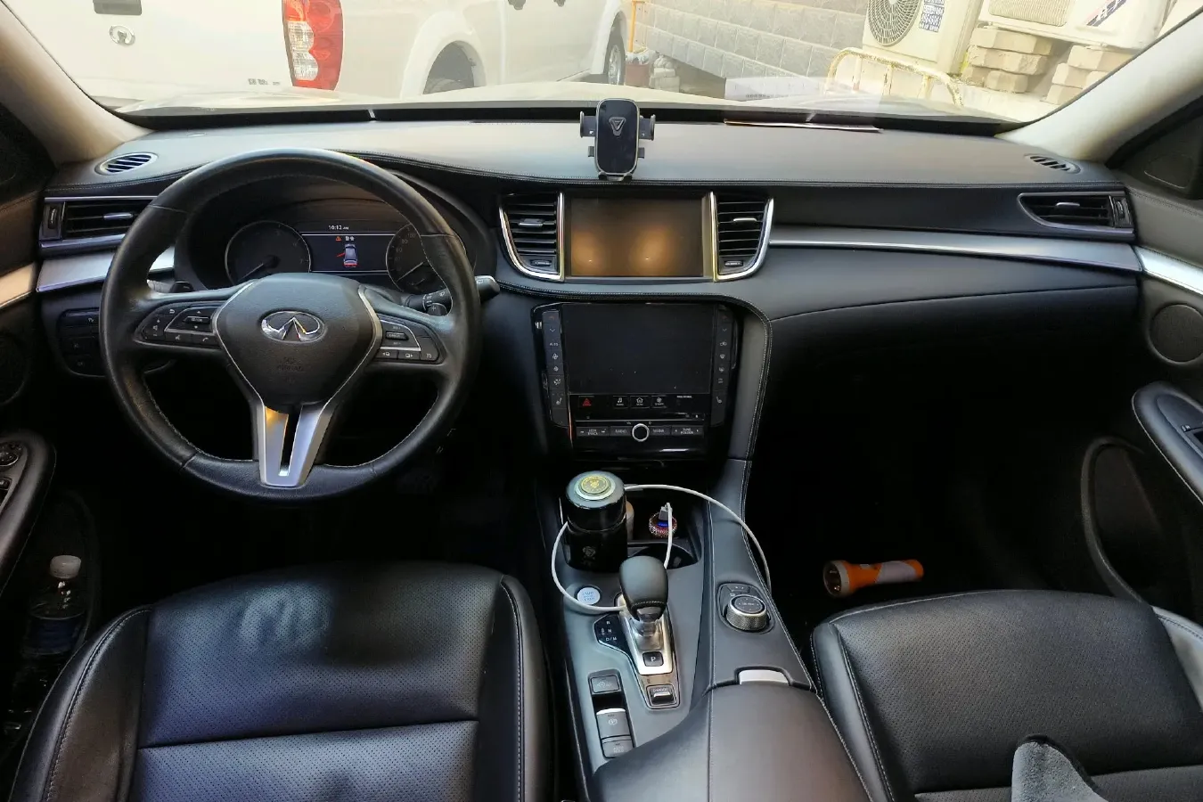 2018 Infiniti QX30 2.0T 211HP L4 7DCT,autocango,china used car exporter,china ev exporter,chinese used car exporter,chinese used ev exporter