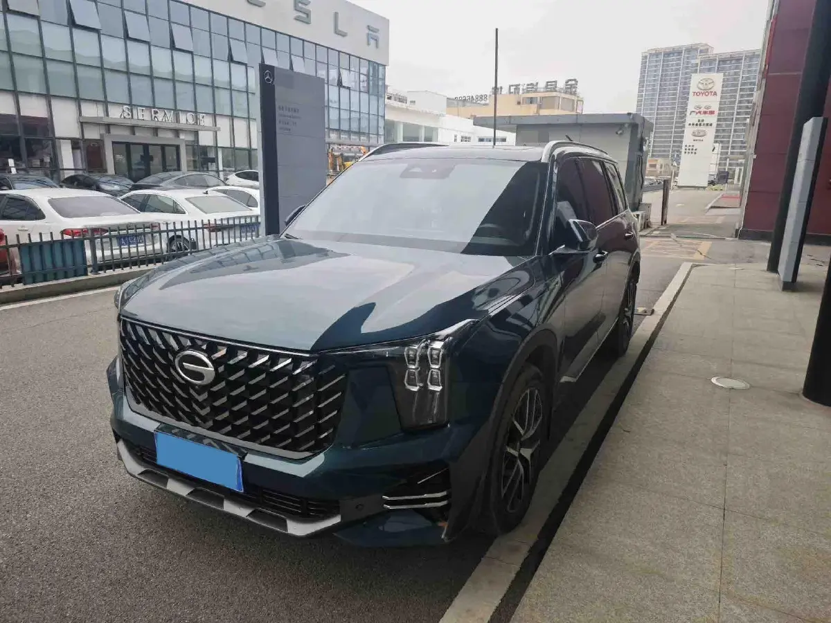 2022 GAC Trumpchi GS8 2.0T 252HP L4 8AT