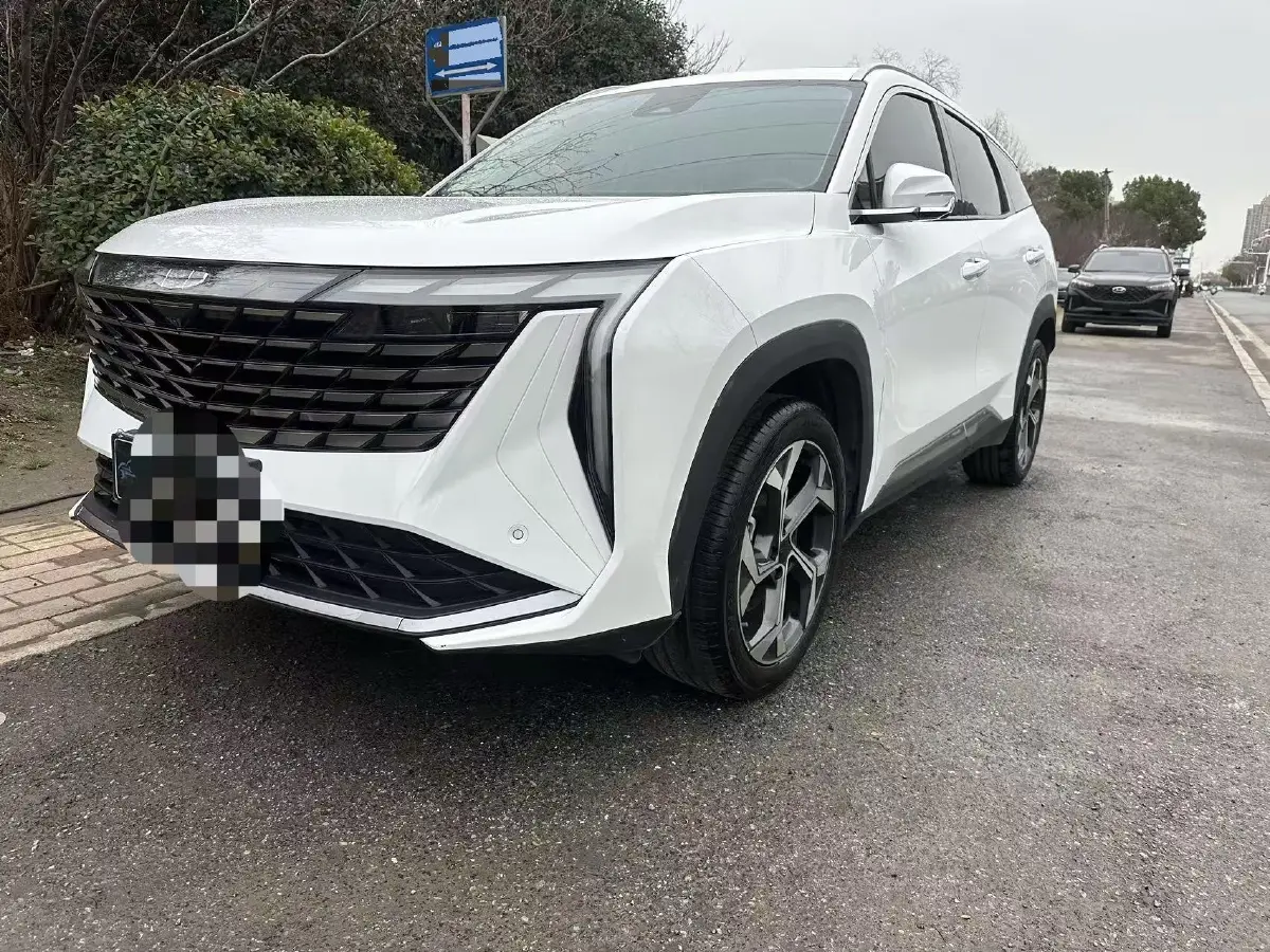 2024 Geely StarRay 1.5T 181HP L4 7DCT