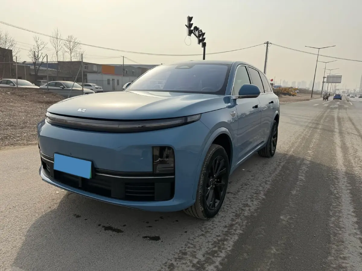 2023 Li L7 Range Extended 154HP REEV 40.9KWH