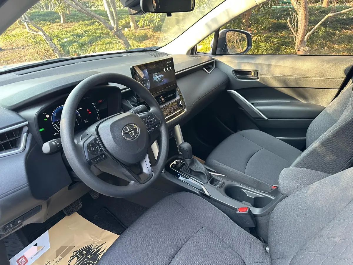 2024 Toyota Corolla Cross 2.0L 152HP L4 E-CVT Hybrid,autocango,china used car exporter,china ev exporter,chinese used car exporter,chinese used ev exporter