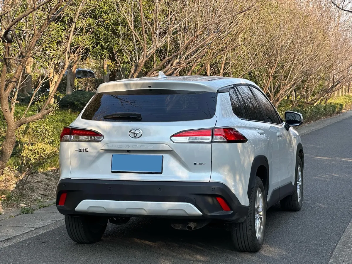 2024 Toyota Corolla Cross 2.0L 152HP L4 E-CVT Hybrid,autocango,china used car exporter,china ev exporter,chinese used car exporter,chinese used ev exporter