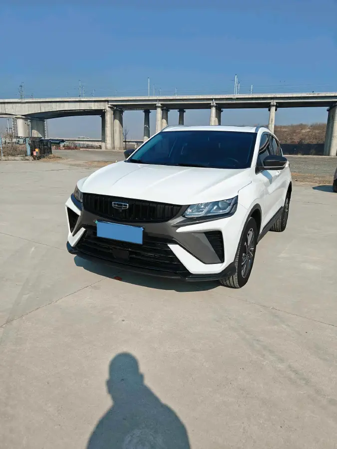 2023 Geely Coolray 1.5T 181HP L4 7DCT