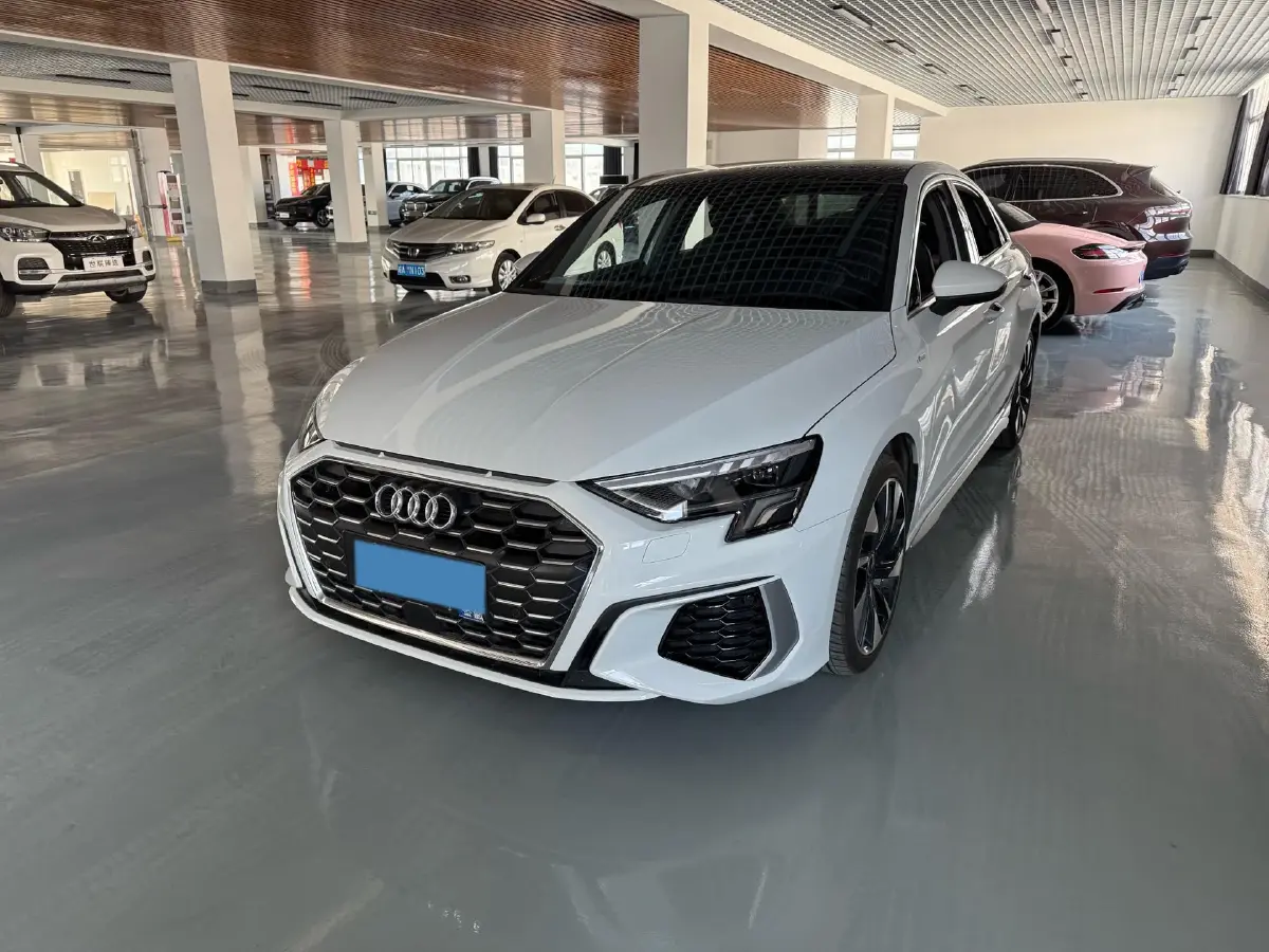 2022 Audi A3 1.4T 150HP L4 7DCT