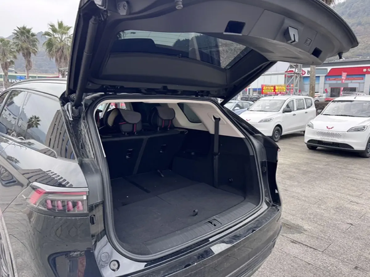 2023 Chery Tiggo 9 2.0T 261HP L4 7DCT,autocango,china used car exporter,china ev exporter,chinese used car exporter,chinese used ev exporter