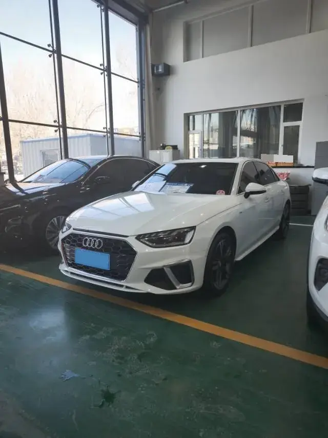 2020 Audi A4L 2.0T 190HP L4 7DCT