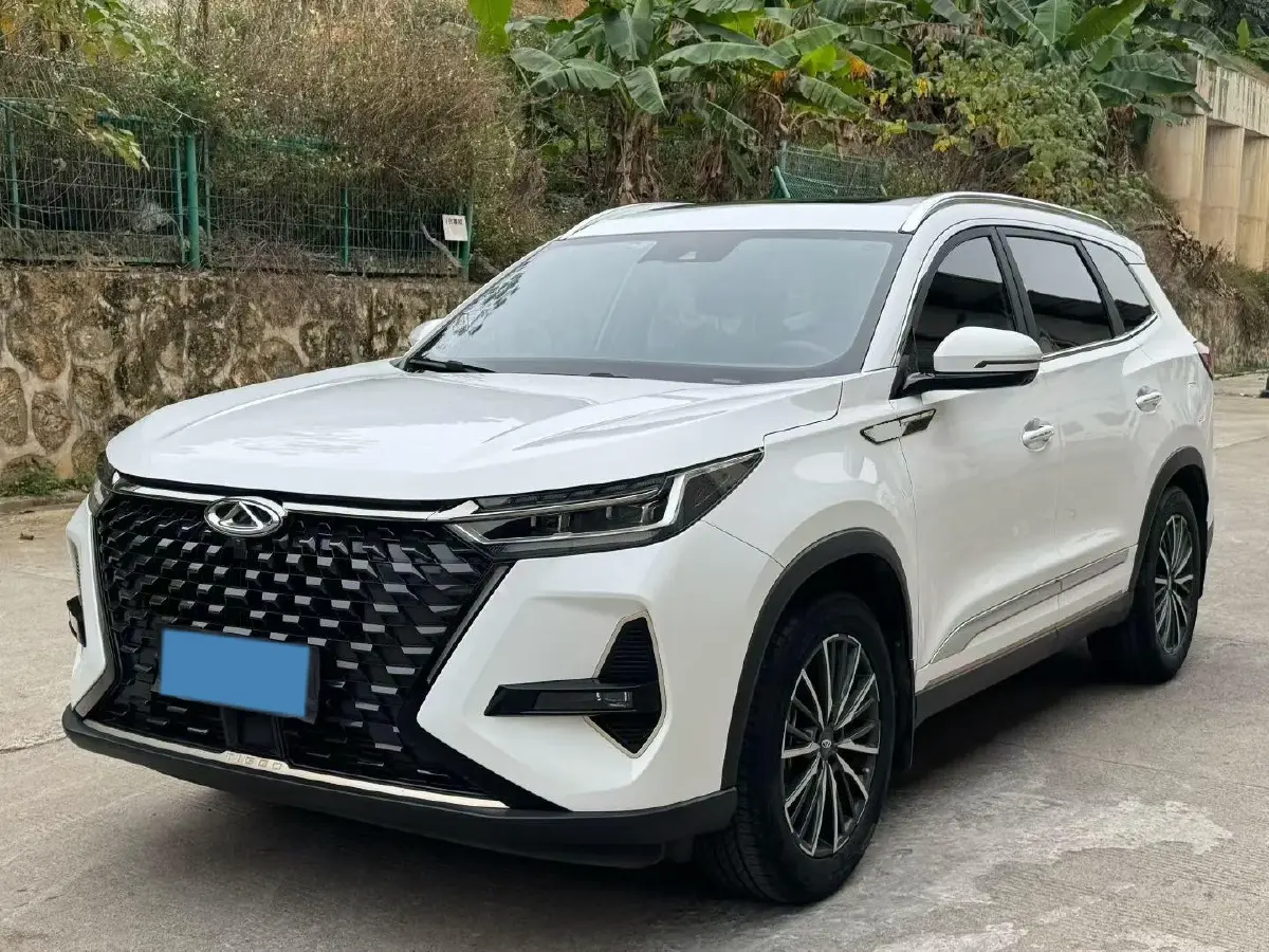 2022 Chery Tiggo 8 PRO 1.6T 197HP L4 7DCT