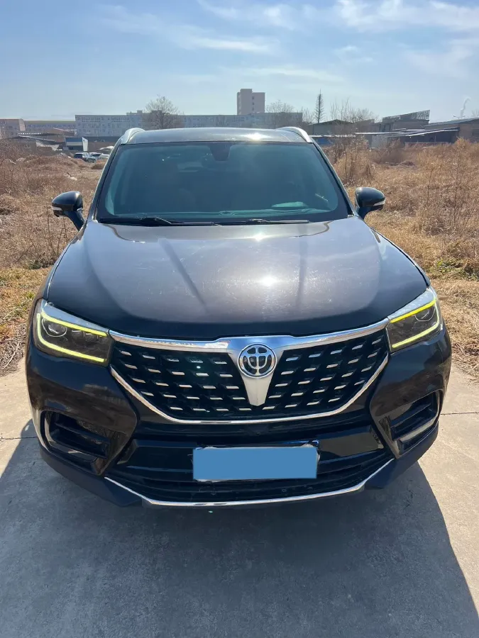 2018 Brilliance Auto V7 1.6T 204HP L4 7DCT,autocango,china used car exporter,china ev exporter,chinese used car exporter,chinese used ev exporter
