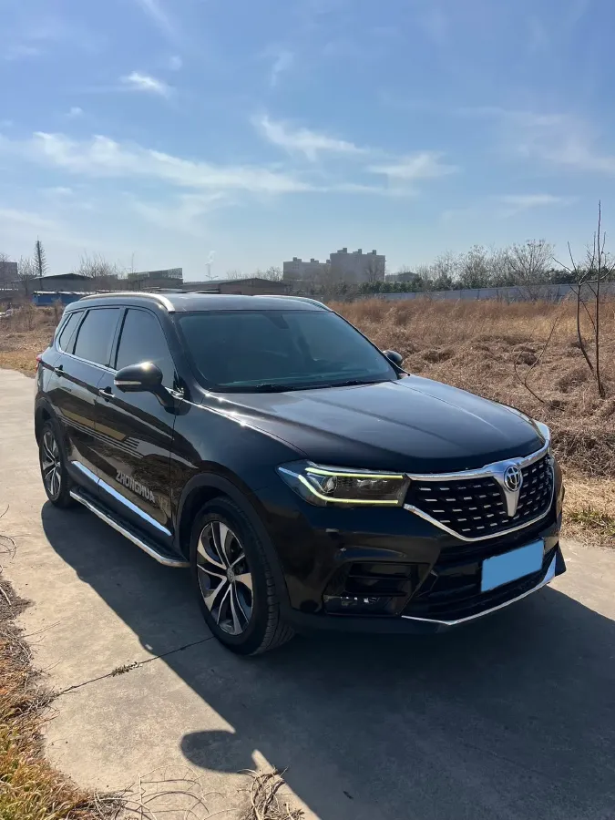 2018 Brilliance Auto V7 1.6T 204HP L4 7DCT,autocango,china used car exporter,china ev exporter,chinese used car exporter,chinese used ev exporter