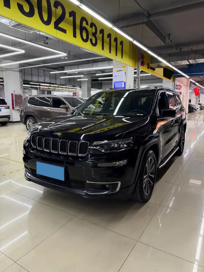 2018 Jeep Grand Commander 2.0T 265HP L4 9AT