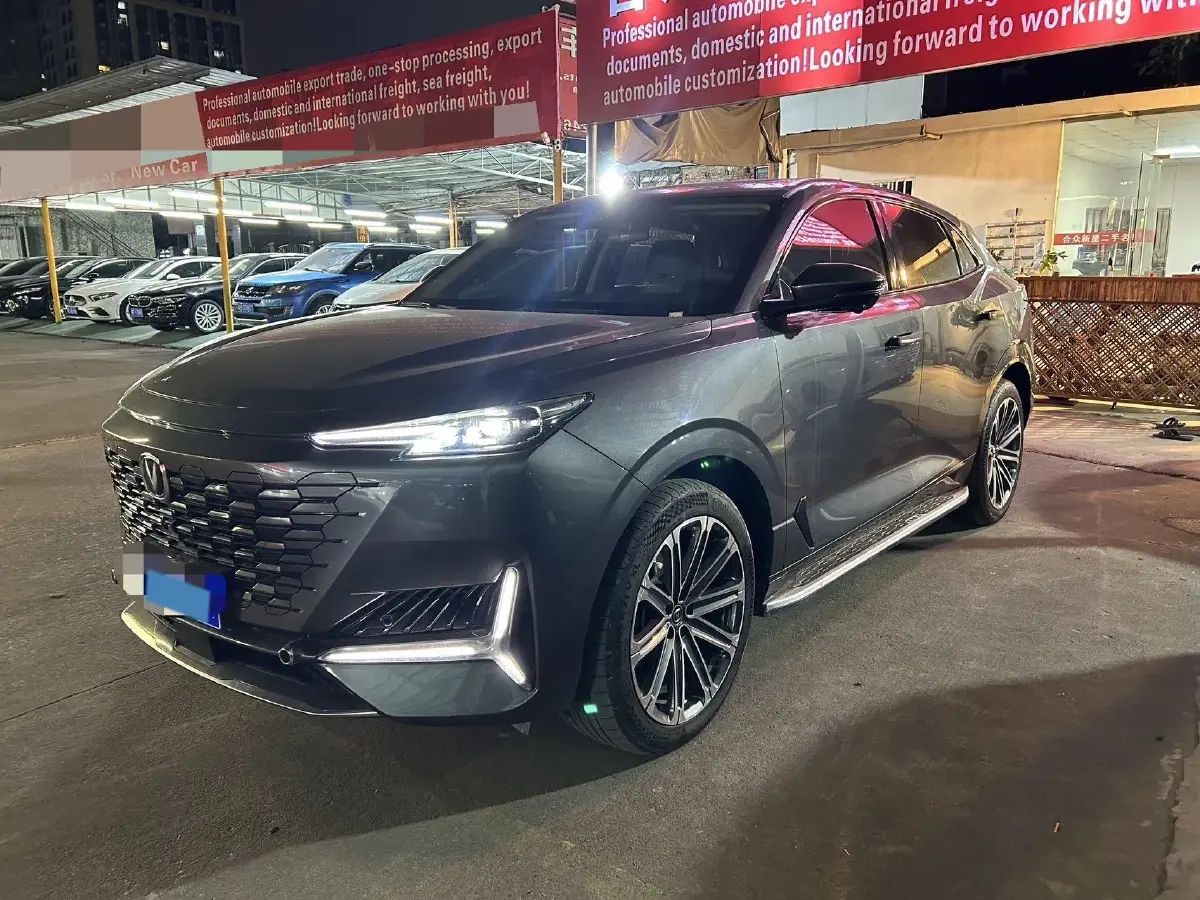 2021 ChangAn UNI-K 2.0T 233HP L4 8AT