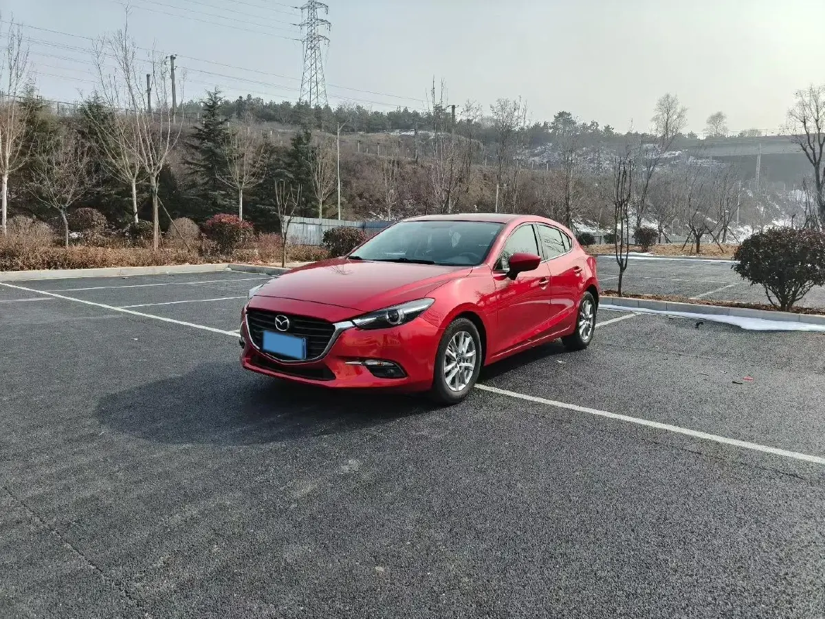 2017 Mazda 3 Axela 1.5L 117HP L4 6AT