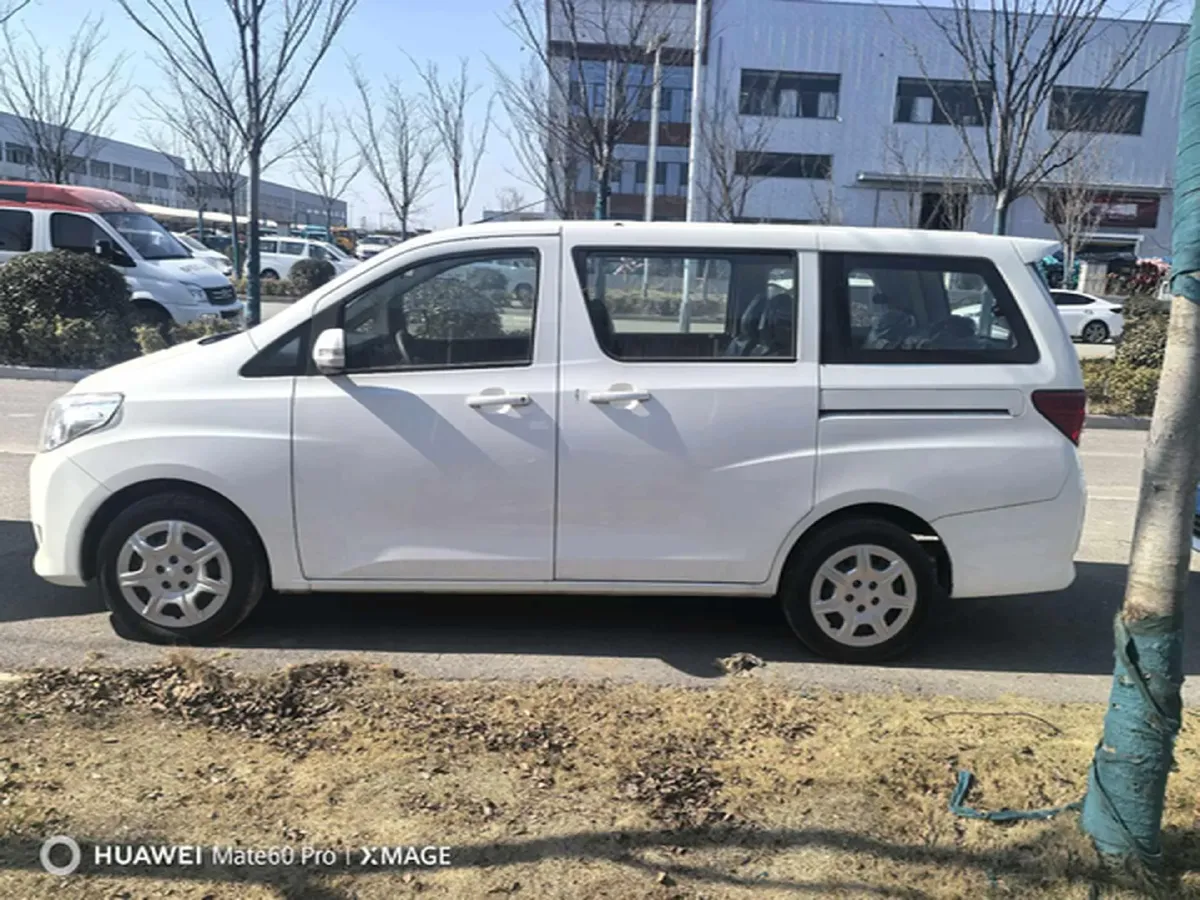 2021 Yema SiPaiKa 1.5L 109HP L4 CVT,autocango,china used car exporter,china ev exporter,chinese used car exporter,chinese used ev exporter
