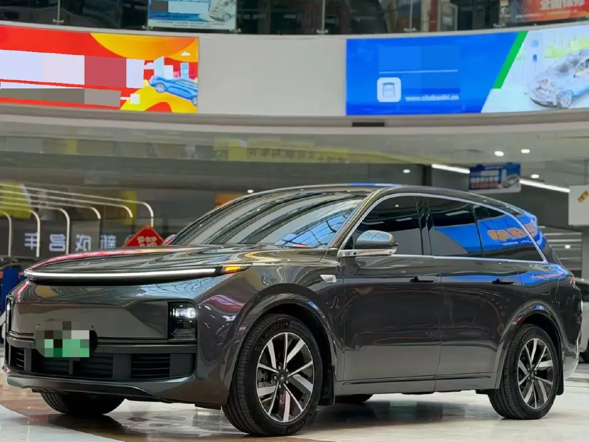 2023 Li L8 Range Extended 154HP REEV 40.9KWH